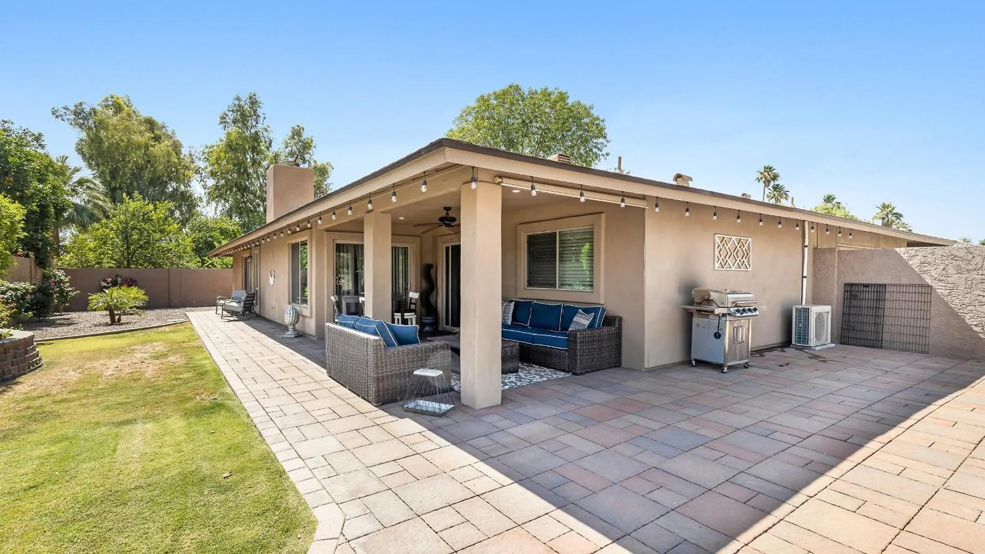 Luxe Central Scottsdale 4 Bdrm W Backyard Oasis